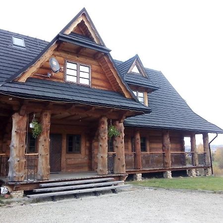 Hotel Chochlik Ustrzyki Dolne Esterno foto