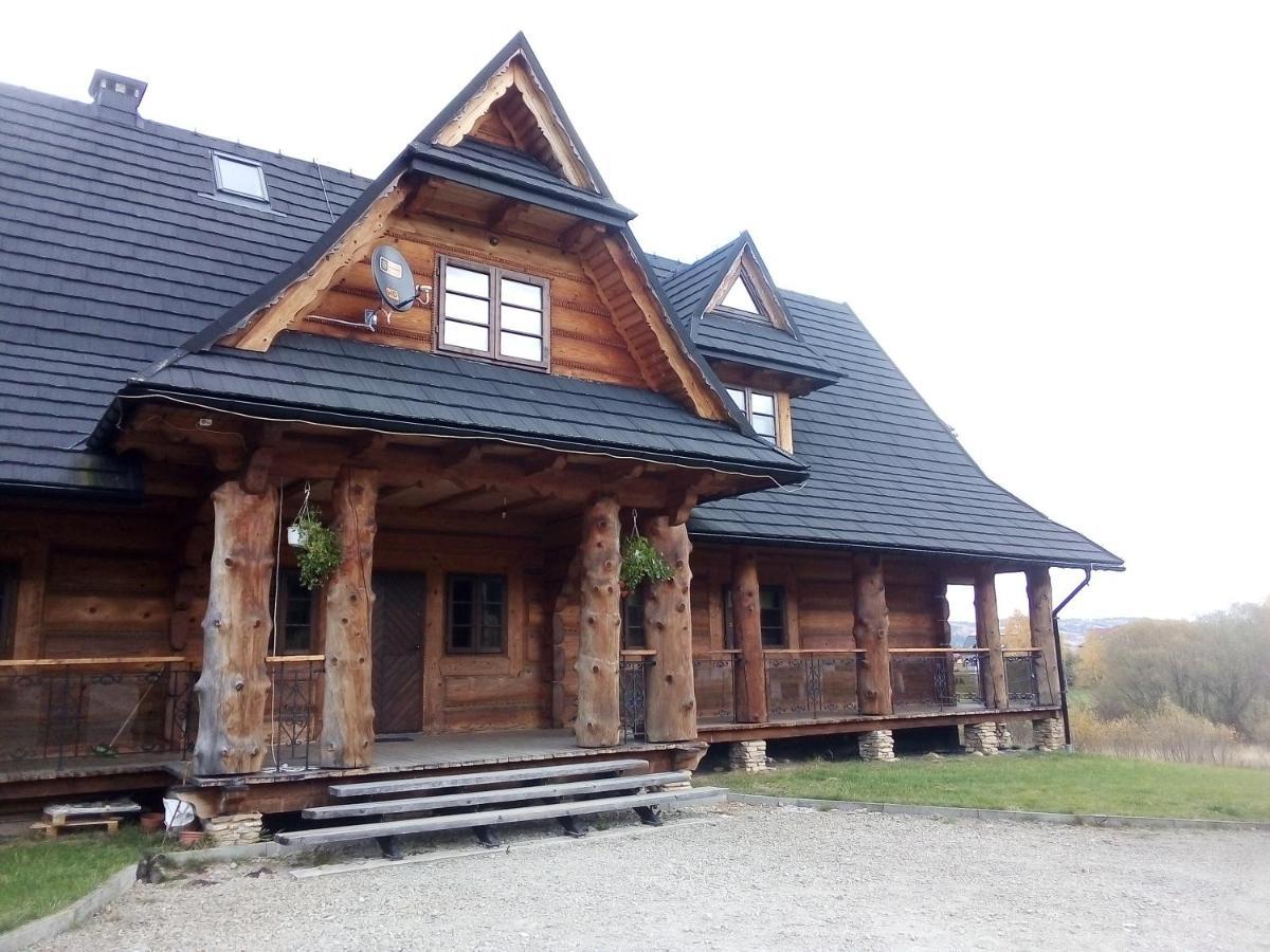 Hotel Chochlik Ustrzyki Dolne Esterno foto
