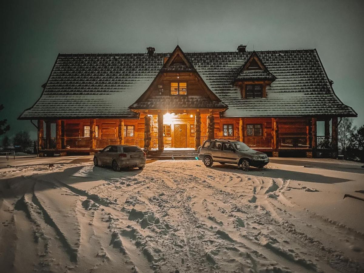Hotel Chochlik Ustrzyki Dolne Esterno foto